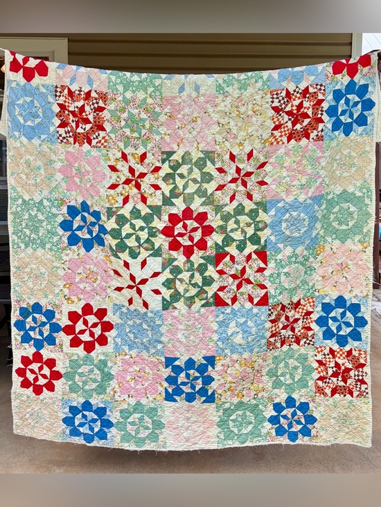 Handmade Other - Vintage Feedsack Hand-Stitched La Conner Stars Quilt - 72x57